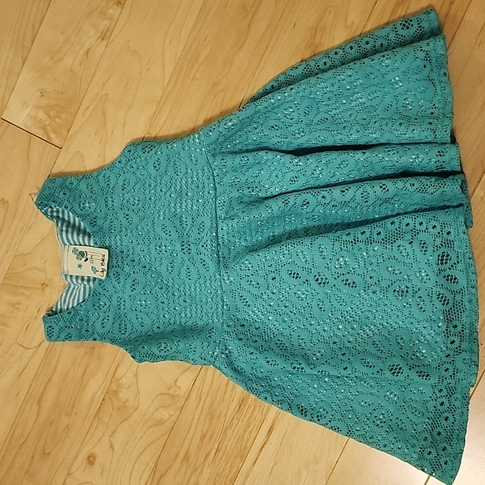 Lily Bleu 2T sleeveless dress